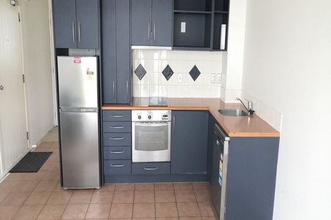 Photo of property in 141/2 Armoy Drive, East Tamaki, Auckland, 2016