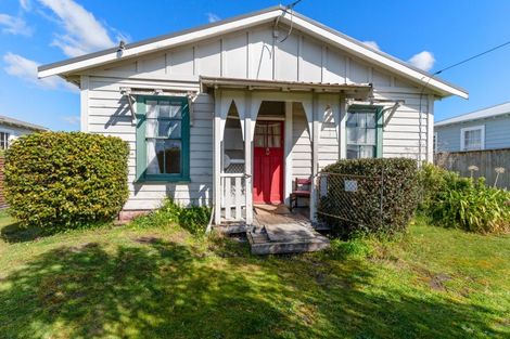 Photo of property in 28 Railway Crescent, Masterton, 5810