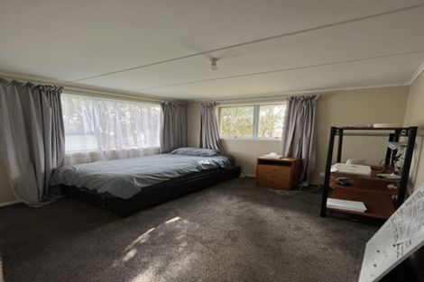 Photo of property in 2 Penguin Grove, Waitangirua, Porirua, 5024