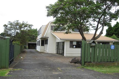 Photo of property in 23 Muir Avenue, Mangere Bridge, Auckland, 2022