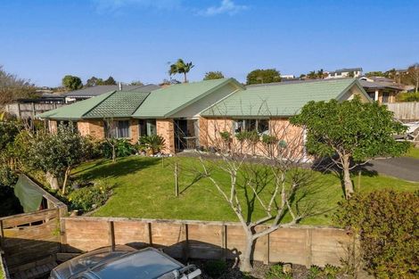 Photo of property in 5 Oteki Park Drive, Welcome Bay, Tauranga, 3112