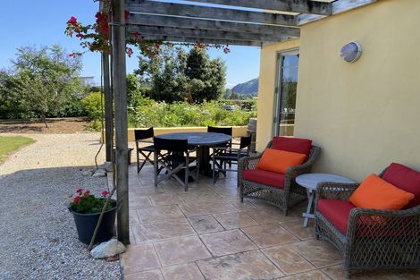 Photo of property in 44 Nyhane Drive, Ligar Bay, Takaka, 7183