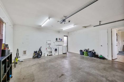 Photo of property in 14 Duggan Drive, Owhata, Rotorua, 3010