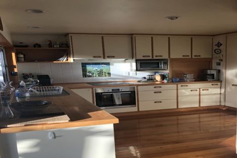 Photo of property in 242 Beach Road, Onerahi, Whangarei, 0110