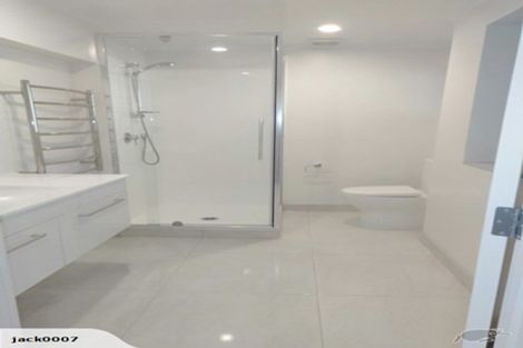 Photo of property in 41 Pohutukawa Avenue, Red Beach, 0932