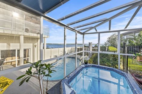 Photo of property in 43 St Annes Crescent, Wattle Downs, Auckland, 2103