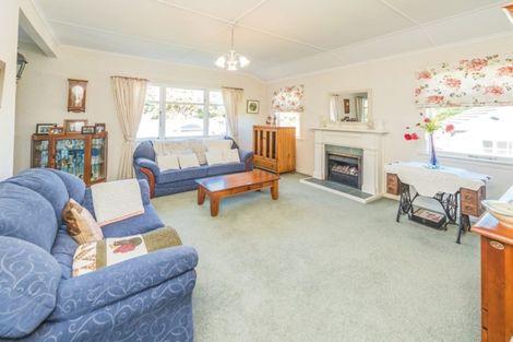 Photo of property in 20 Kent Road, Saint Johns Hill, Whanganui, 4501