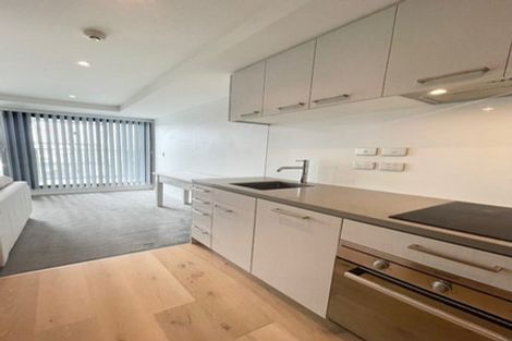 Photo of property in 365a Don Buck Road, Massey, Auckland, 0614