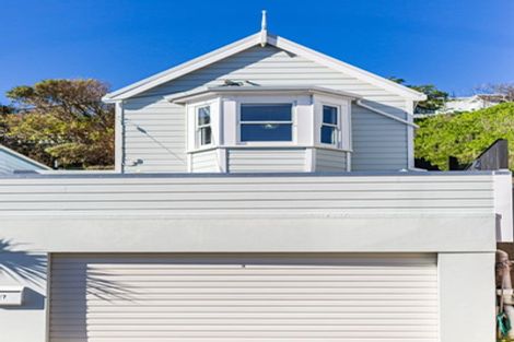 Photo of property in 27 Princess Terrace, Newtown, Wellington, 6021