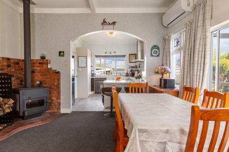 Photo of property in 53 Hospital Street, Dannevirke, 4930