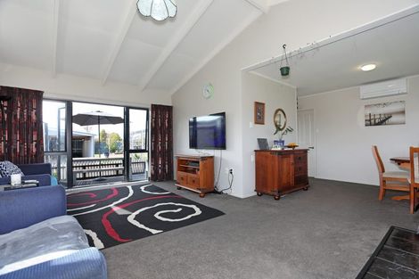 Photo of property in 15 Kennedy Avenue, Feilding, 4702