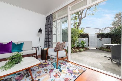 Photo of property in 2/55a Hepburn Street, Freemans Bay, Auckland, 1011