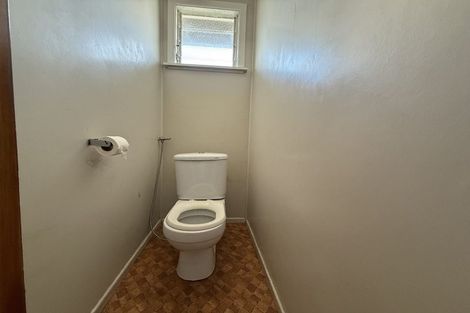 Photo of property in 9 Locket Road, Glenfield, Auckland, 0629