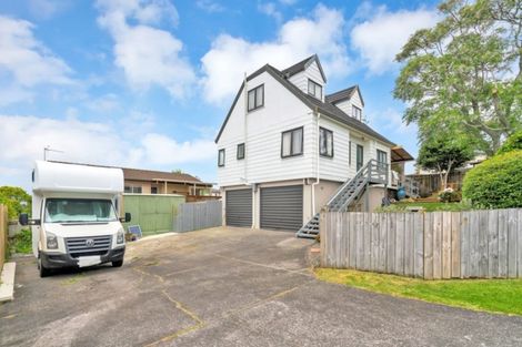 Photo of property in 1/136 Bradbury Road, Botany Downs, Auckland, 2010