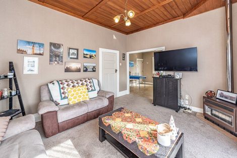 Photo of property in 54 Tawa Street, Gonville, Whanganui, 4501