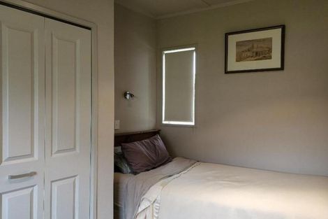 Photo of property in 42 Jans Terrace, Oakura, 4314