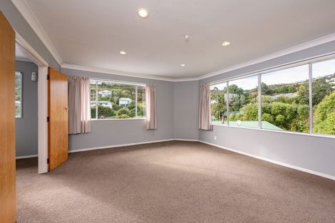Photo of property in 4 Glen Alton Avenue, Paparangi, Wellington, 6037