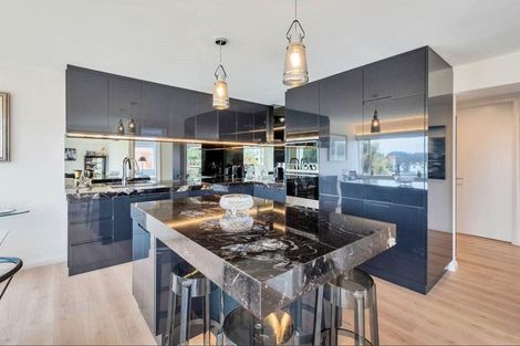 Photo of property in 6/10 Tagalad Road, Mission Bay, Auckland, 1071
