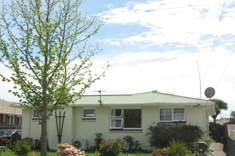 Photo of property in 35 Wingate Street, Redwood, Christchurch, 8051