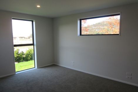 Photo of property in 26 Mount Creighton Crescent, Wanaka, 9305
