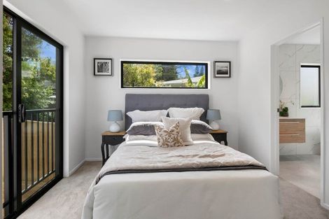 Photo of property in 70d Bond Crescent, Forrest Hill, Auckland, 0620