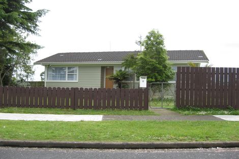 Photo of property in 2 Tasman Street, Pukekohe, 2120