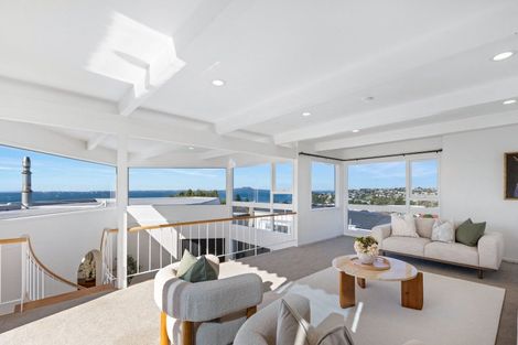 Photo of property in 825 Beach Road, Browns Bay, Auckland, 0630