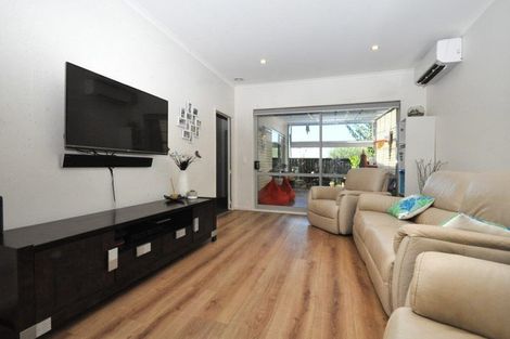 Photo of property in 16 Kanuka Road, Hobsonville, Auckland, 0616