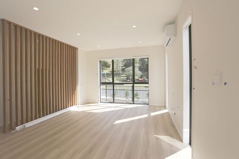 Photo of property in 46 Topliss Drive, Northcross, Auckland, 0632