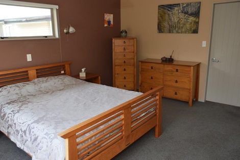 Photo of property in 6 Bell Street, Otane, 4202