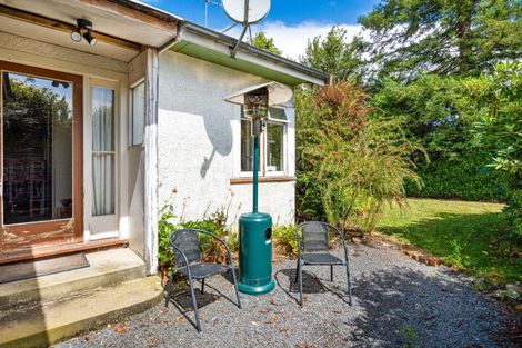 Photo of property in 16 Moore Street, Milton, 9220