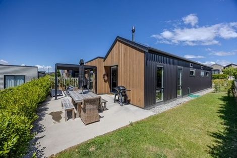 Photo of property in 42 Obelisk Street, Wanaka, 9305