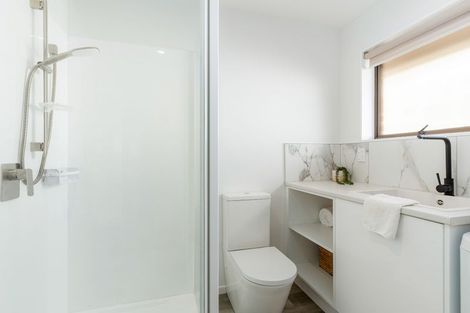 Photo of property in 3 Phoenix Avenue, Hokowhitu, Palmerston North, 4410