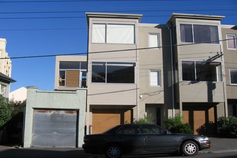 Photo of property in 10/15 Roxburgh Street, Mount Victoria, Wellington, 6011
