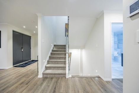 Photo of property in 49c Marriott Road, Pakuranga, Auckland, 2010