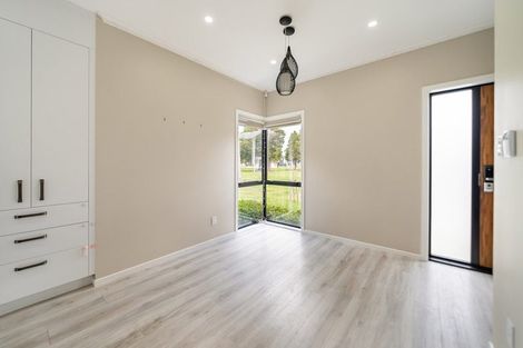 Photo of property in 11 Josland Lane, Wallaceville, Upper Hutt, 5018