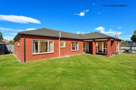 Photo of property in 56 Beach Road, North New Brighton, Christchurch, 8083