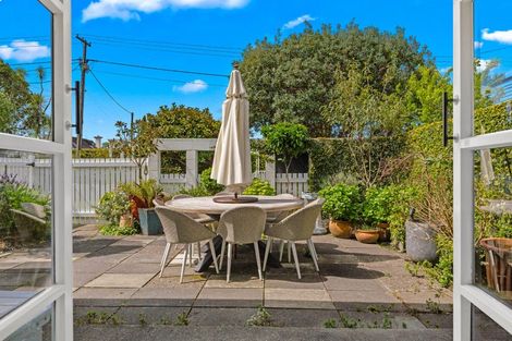 Photo of property in 44 Gulf View Road, Murrays Bay, Auckland, 0630
