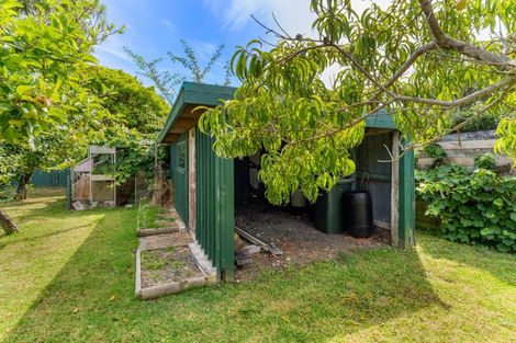 Photo of property in 28 Kiharoa Street, Otaki Beach, Otaki, 5512