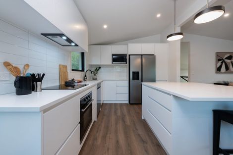 Photo of property in 200a Beach Road, Campbells Bay, Auckland, 0630