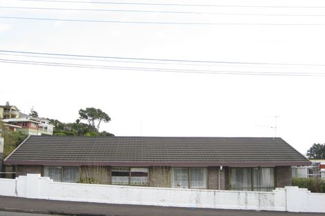 Photo of property in 1/60 Cutfield Road, New Plymouth, 4310