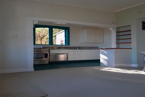 Photo of property in 5 Vogel Street, Mount Victoria, Wellington, 6011