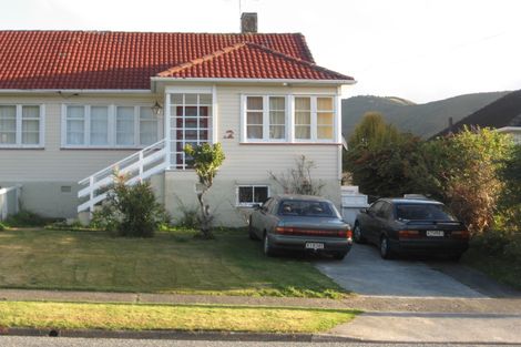 Photo of property in 18 Wilkie Crescent, Naenae, Lower Hutt, 5011