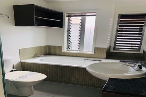 Photo of property in 6s Carlton Gore Road, Grafton, Auckland, 1023