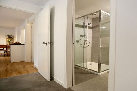 Photo of property in 14 Tinopai Road, Titirangi, Auckland, 0604