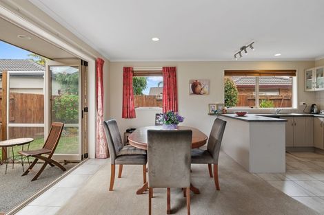 Photo of property in 32 Tuihana Drive, Papamoa Beach, Papamoa, 3118