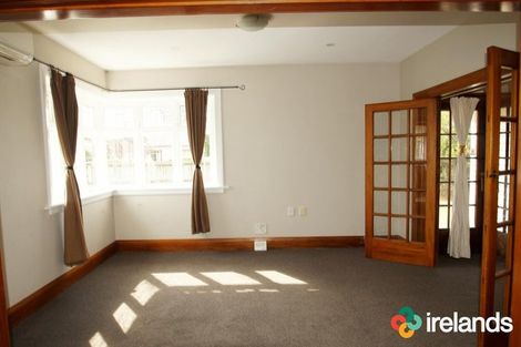 Photo of property in 60 Martin Avenue, Beckenham, Christchurch, 8023