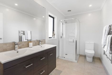 Photo of property in 1 Saltmarsh Road, Hobsonville, Auckland, 0616