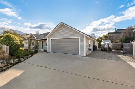 Photo of property in 22 Charles Court, Lake Hawea, Wanaka, 9382