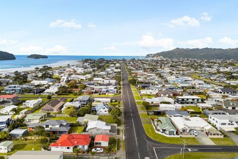 Photo of property in 220a Ocean Road, Whangamata, 3620